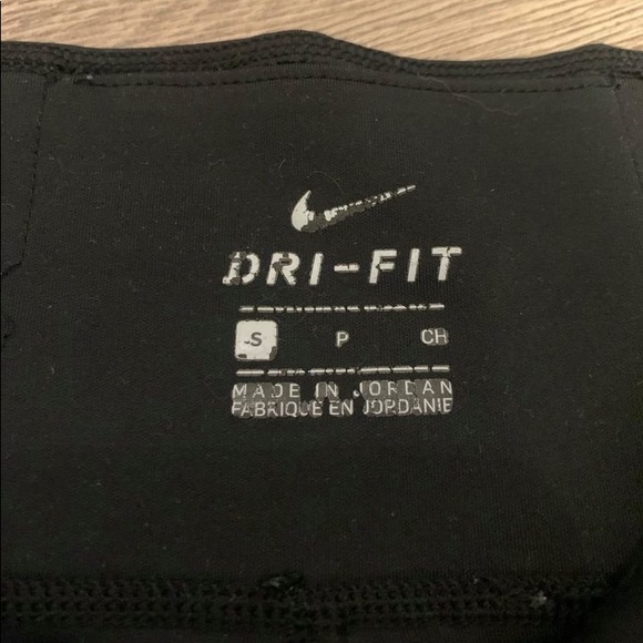 Nike High-Waisted 7/8 Buttery Soft Leggings - Picture 2 of 2